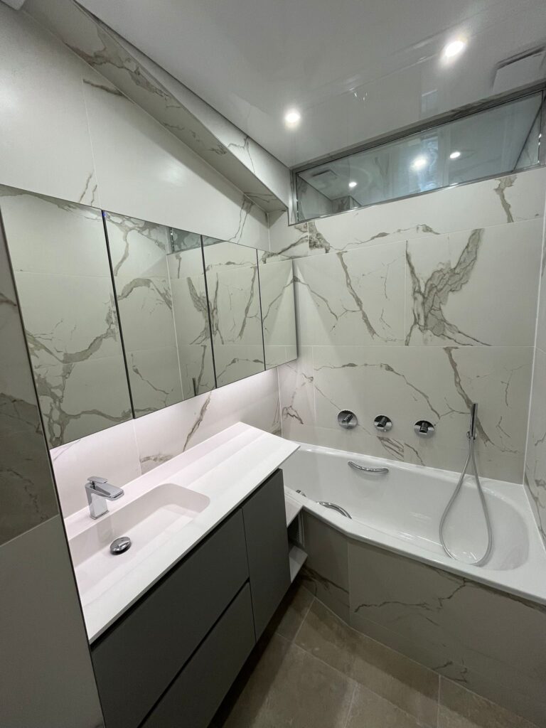 Salle de bain marbre