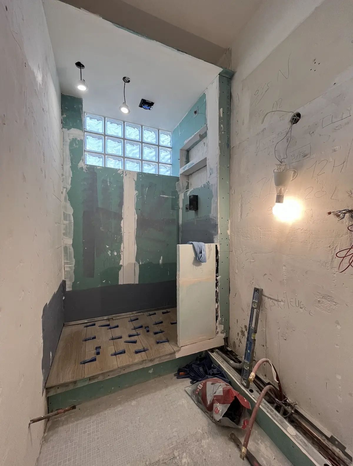 Rénovation salle de bain 5m2 DTP rénovation avant